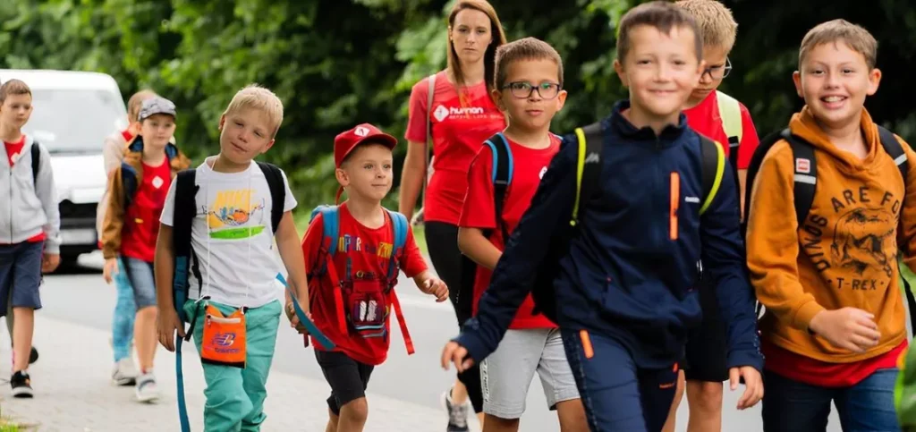 Jaki obóz wybrać dla dziecka? Przegląd najciekawszych opcji na lato 2026